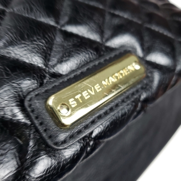 Steve Madden Black Hobo Shoulder Handbag With Gold Detailing - Picture 5 of 16